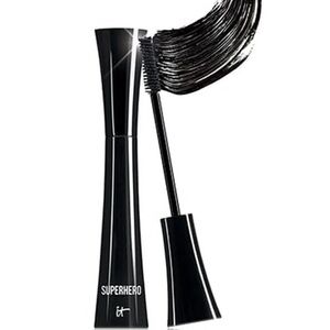It Cosmetics SUPERHERO ELASTIC STRETCH VOLUMIZING AND LENGTHENING MASCARA